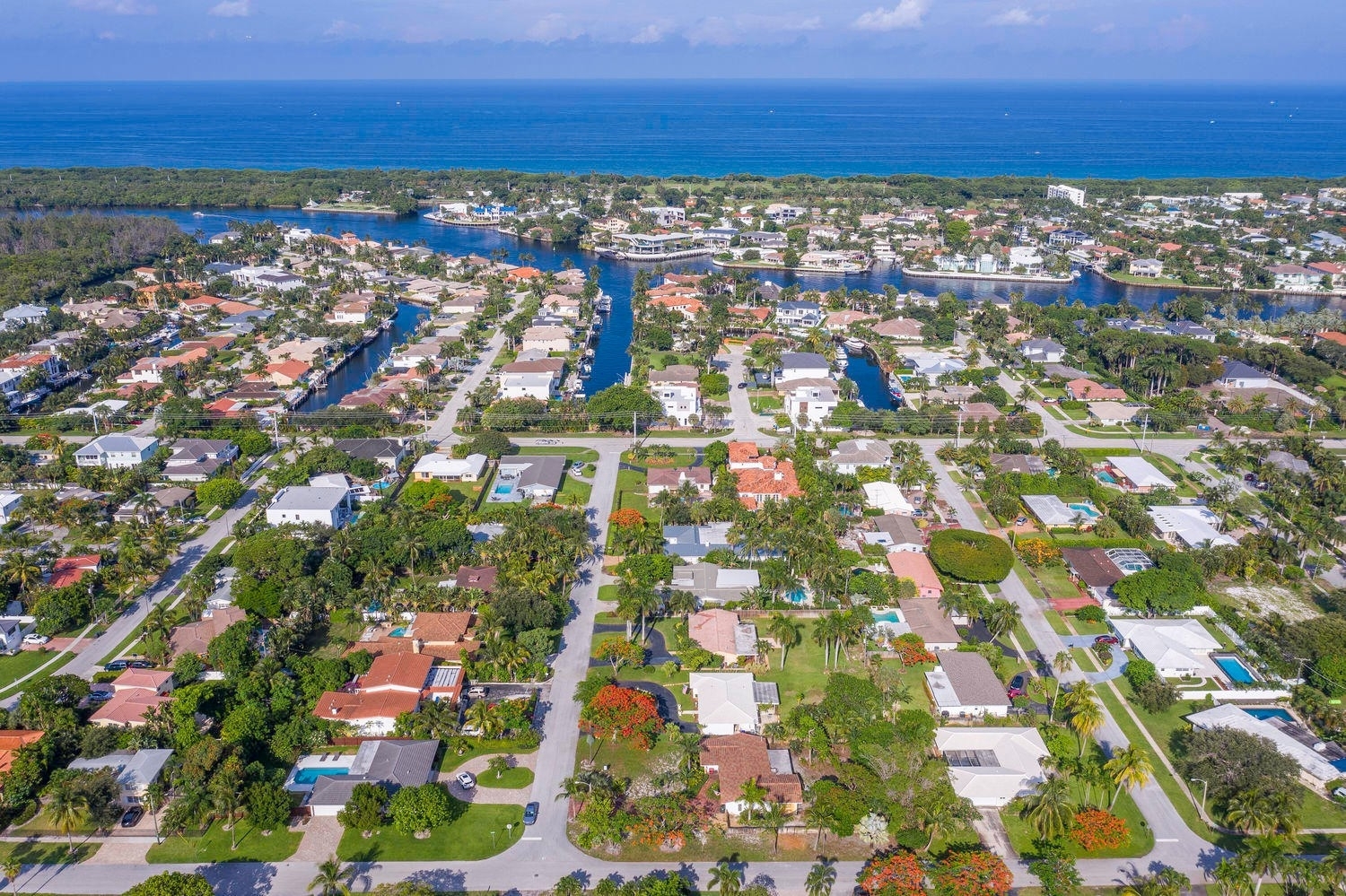 5. Single Family Homes for Sale at Southeast Boca Raton, Boca Raton, FL 33432