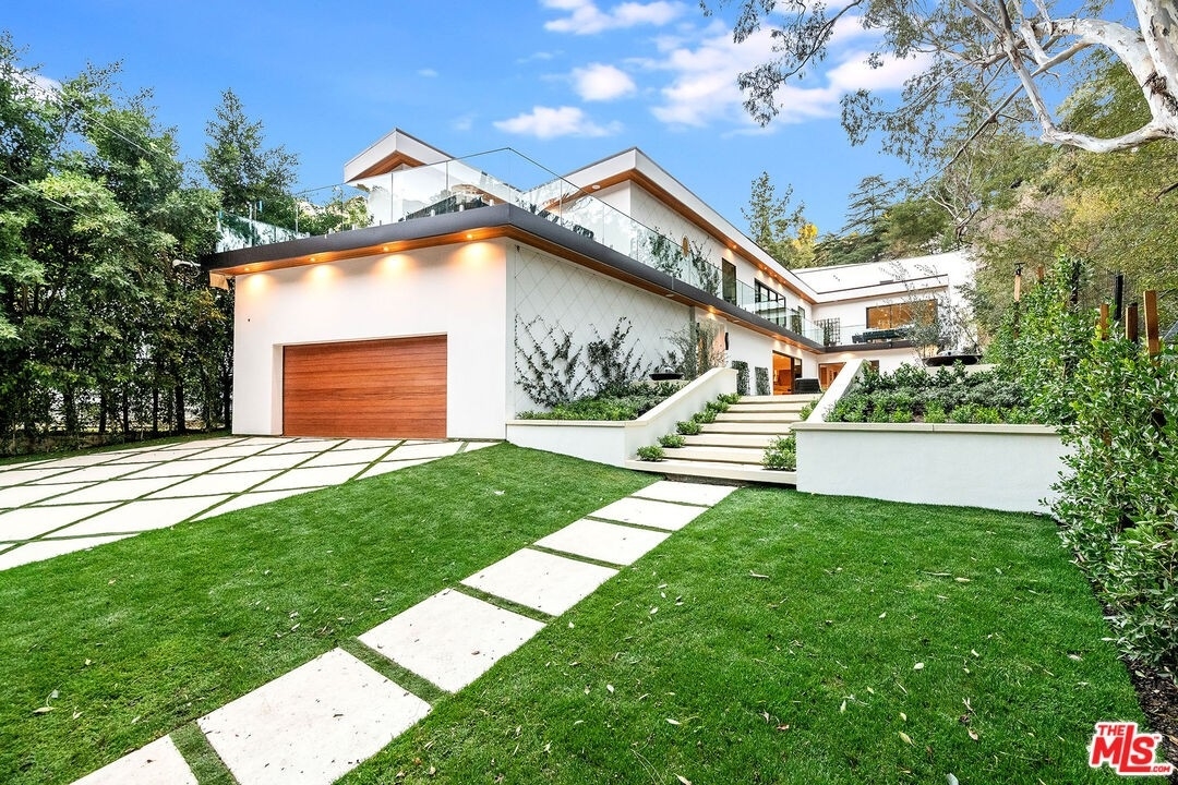 Single Family Home for Sale at Laurel Canyon, Los Angeles, CA 90046