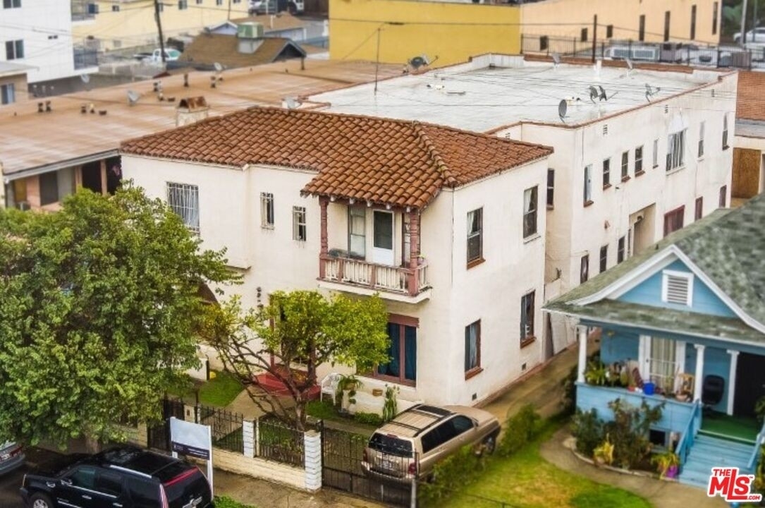 1. Multi Family Townhouse for Sale at Pico Union, Los Angeles, CA 90006