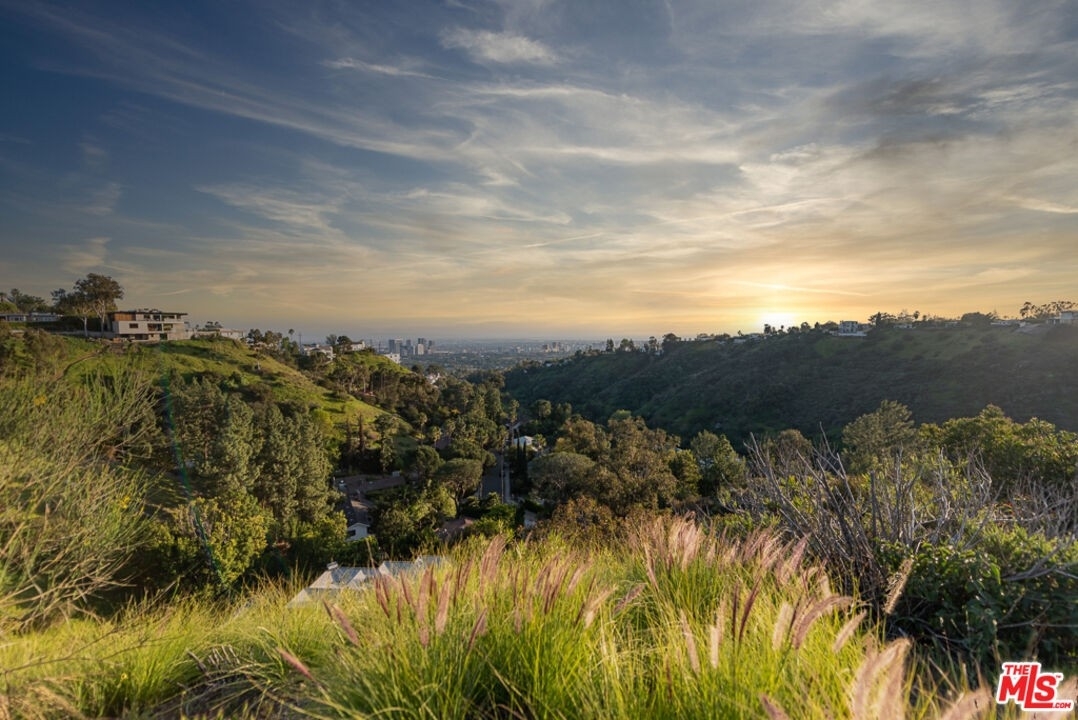 2. Land for Sale at Beverly Crest, Los Angeles, CA 90210