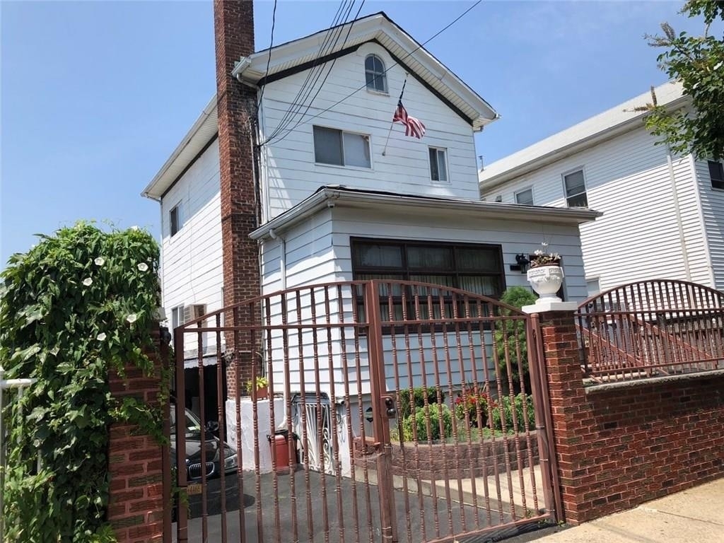 Single Family Home for Sale at Sheepshead Bay, Brooklyn, NY 11235