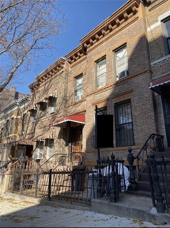 1. Single Family Homes for Sale at Sunset Park, Brooklyn, NY 11220
