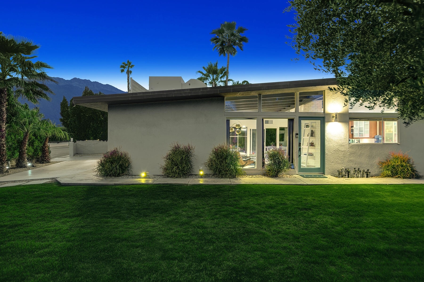 Single Family Home for Sale at Ruth Hardy Park, Palm Springs, CA 92262