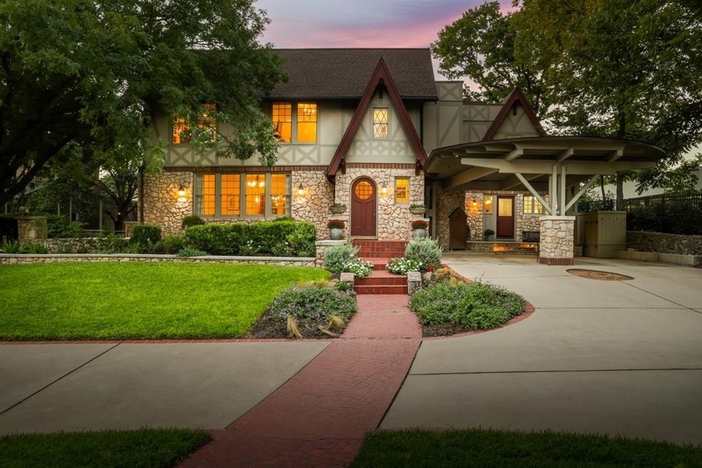 Single Family Home for Sale at Old Enfield, Austin, TX 78703