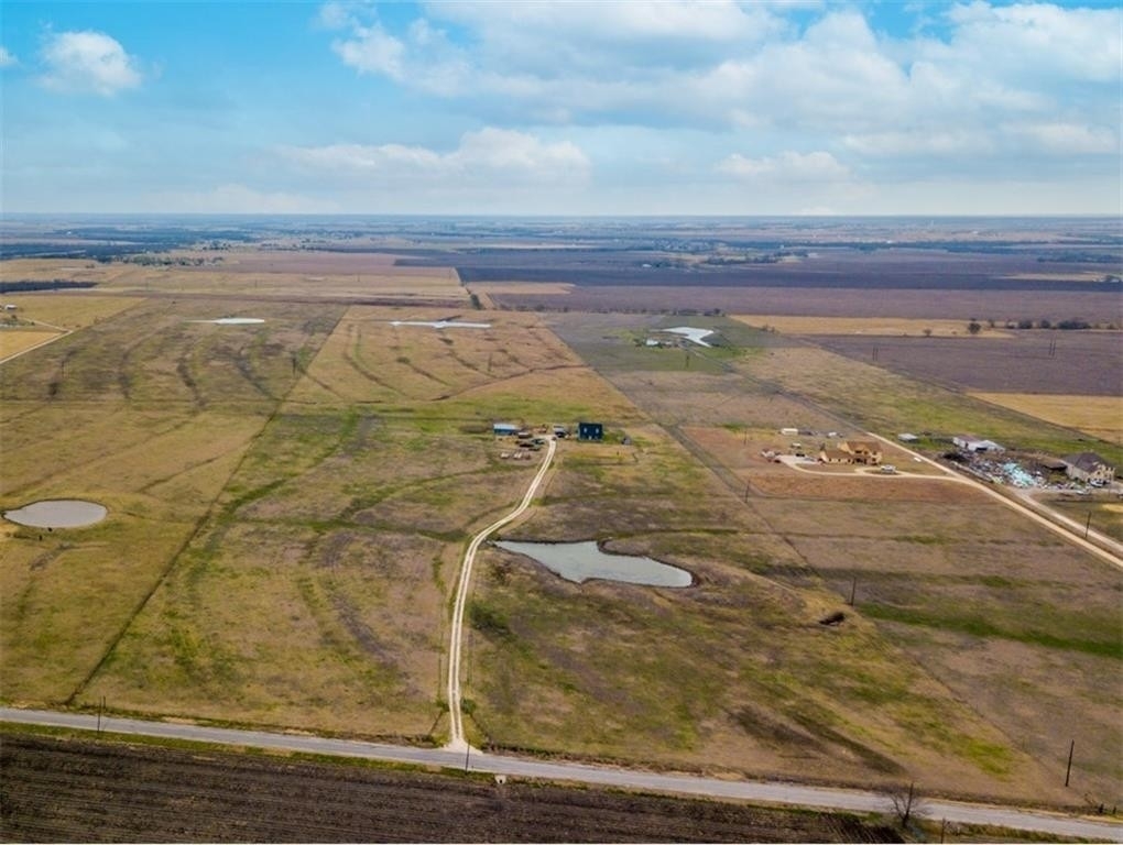 23. Farm and Ranch Properties for Sale at Taylor, TX 76574