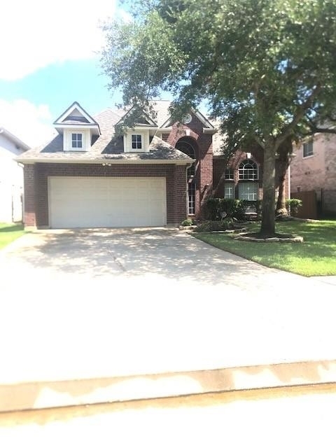 Single Family Home for Sale at Houston, TX 77065