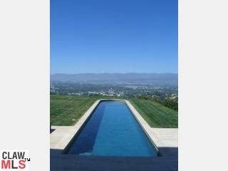 11979 Pinnacle Pl Beverly Hills, CA 90210
