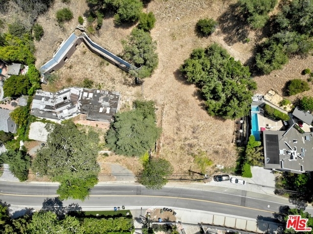 1. Land for Sale at Beverly Hills, CA 90210