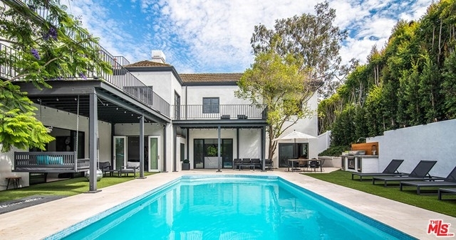 1. Single Family Homes 為 特賣 在 Westwood, 洛杉矶, CA 90024