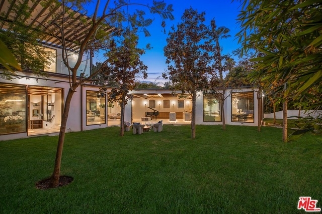 Single Family Home for Sale at Los Feliz, Los Angeles, CA 90027
