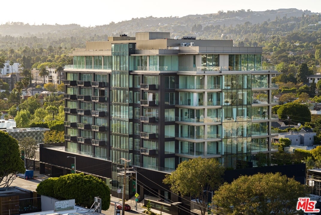 2. Condominiums for Sale at 8899 BEVERLY Blvd, 6D West Hollywood, CA 90048