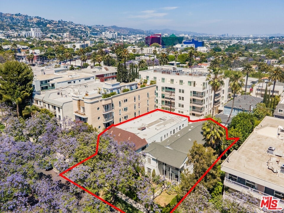 10. Land for Sale at Beverly Hills, CA 90210