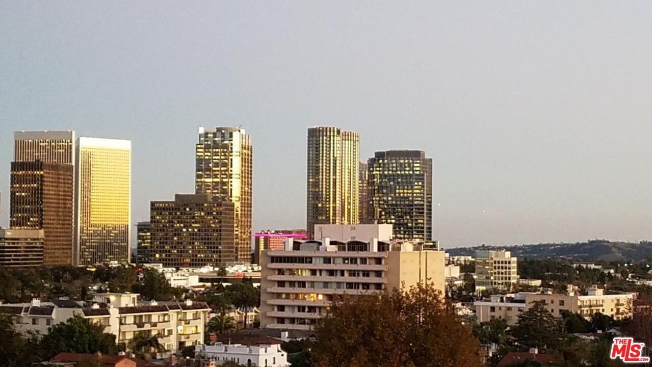 Property at 10450 Wilshire Blvd, 9H Westwood, Los Angeles, CA 90024