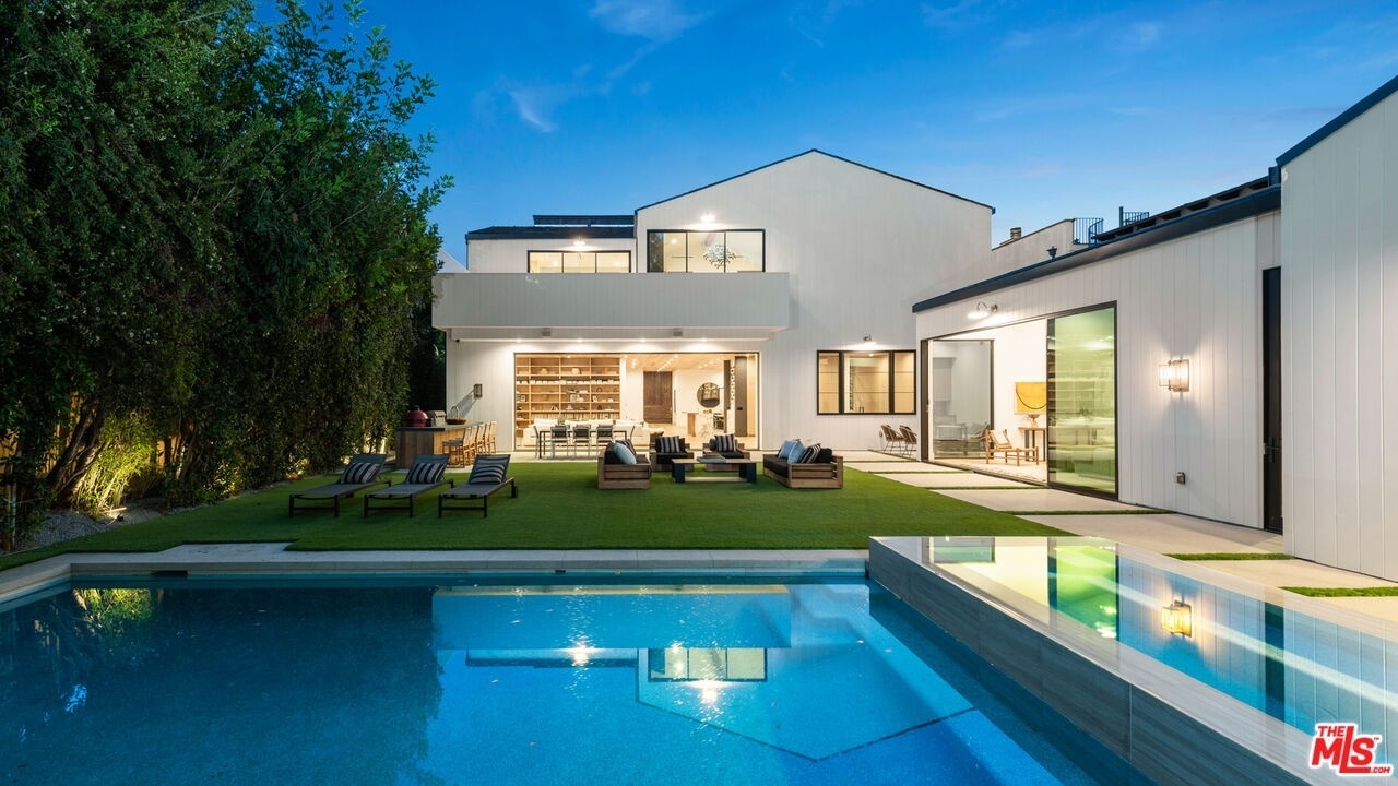 5. Single Family Homes 為 特賣 在 Brentwood, 洛杉矶, CA 90049