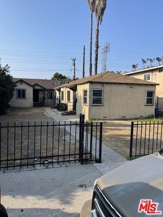 Multi Family Townhouse for Sale at South LA, Los Angeles, CA 90044