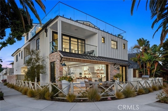Single Family Home for Sale at Balboa Peninsula Point, Newport Beach, CA 92661