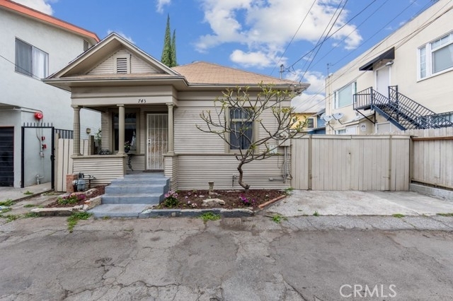 Property at Willmore City, Long Beach, CA 90813