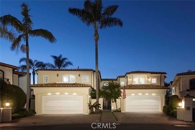 Single Family Home for Sale at Lido Isle, Newport Beach, CA 92663