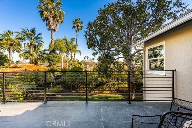 37. Single Family Homes for Sale at Cheviot Hills, Los Angeles, CA 90034