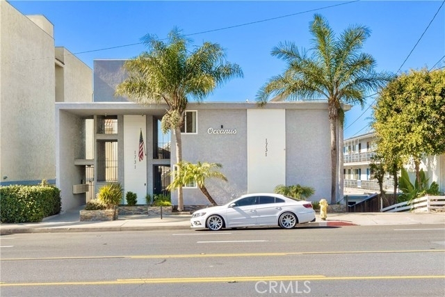 1. Multi Family Townhouse for Sale at Hermosa Beach, CA 90254