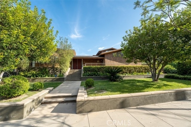 Single Family Home for Sale at Oak Knoll, Pasadena, CA 91106