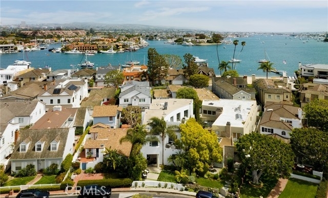 Single Family Home for Sale at Bayshores, Newport Beach, CA 92663