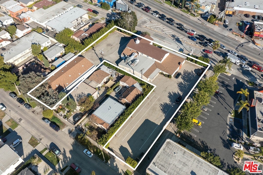 2. Land for Sale at West Adams, Los Angeles, CA 90016