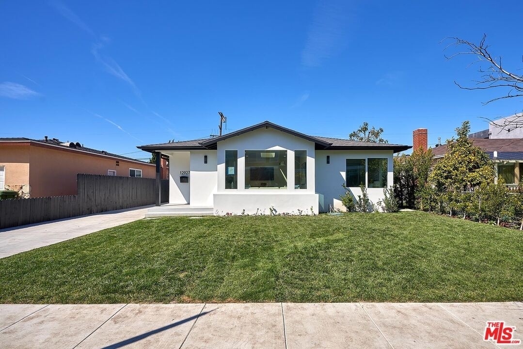 Single Family Home for Sale at The Venice del Rey, Los Angeles, CA 90066