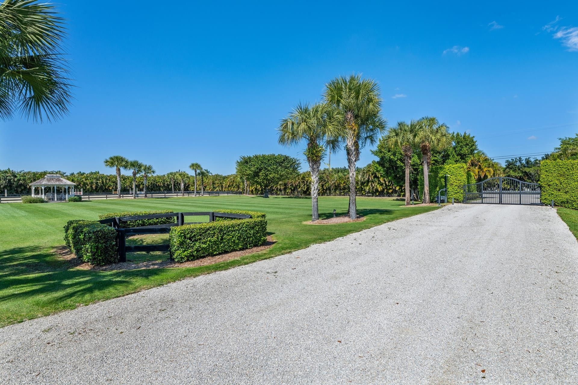 29. Farm and Ranch Properties for Sale at Wellington, FL 33414