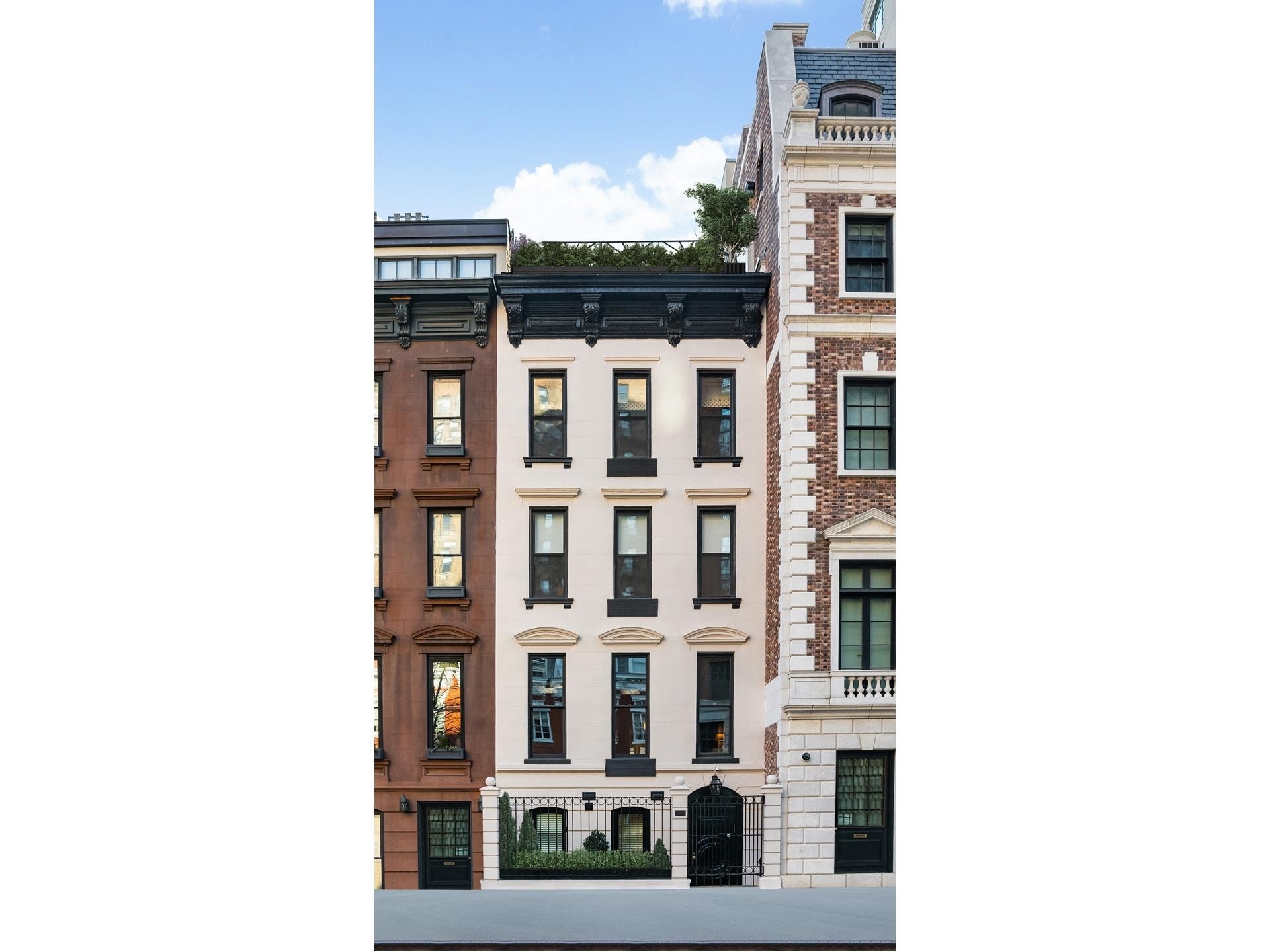 16. Single Family Townhouse for Sale at 156 E 78TH ST, TOWNHOUSE Upper East Side, New York, NY 10075