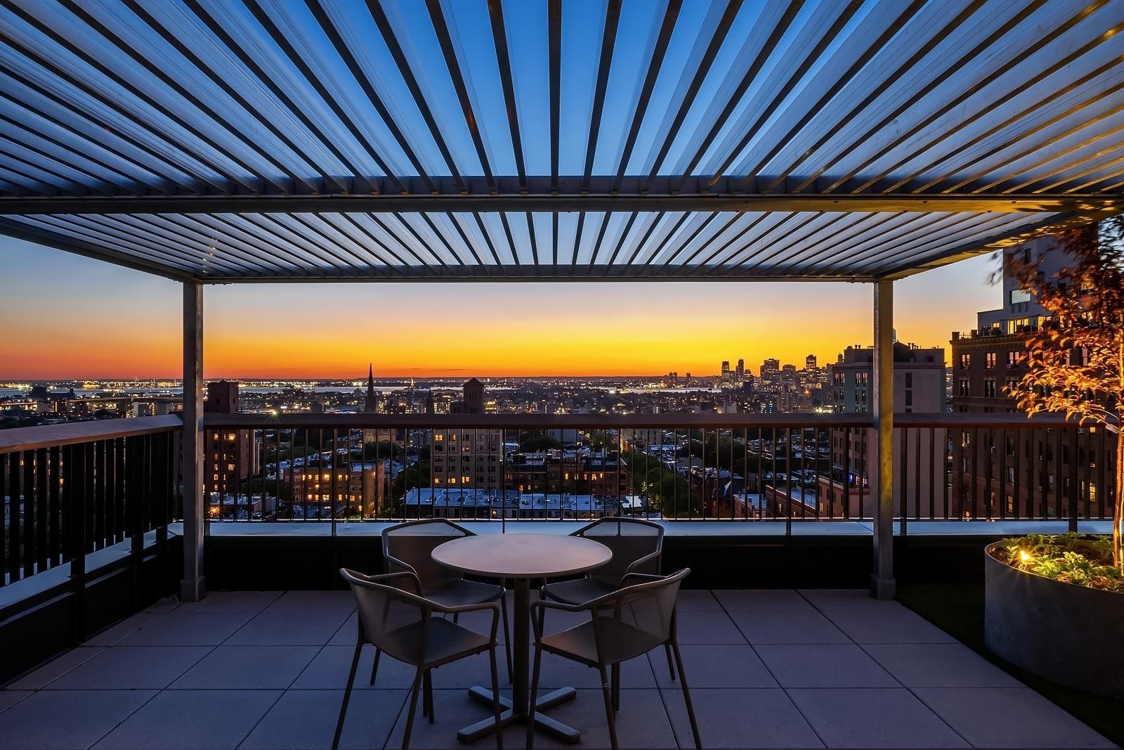 19. Condominiums for Sale at 1 PROSPECT PARK W, PHE Park Slope, Brooklyn, NY 11215