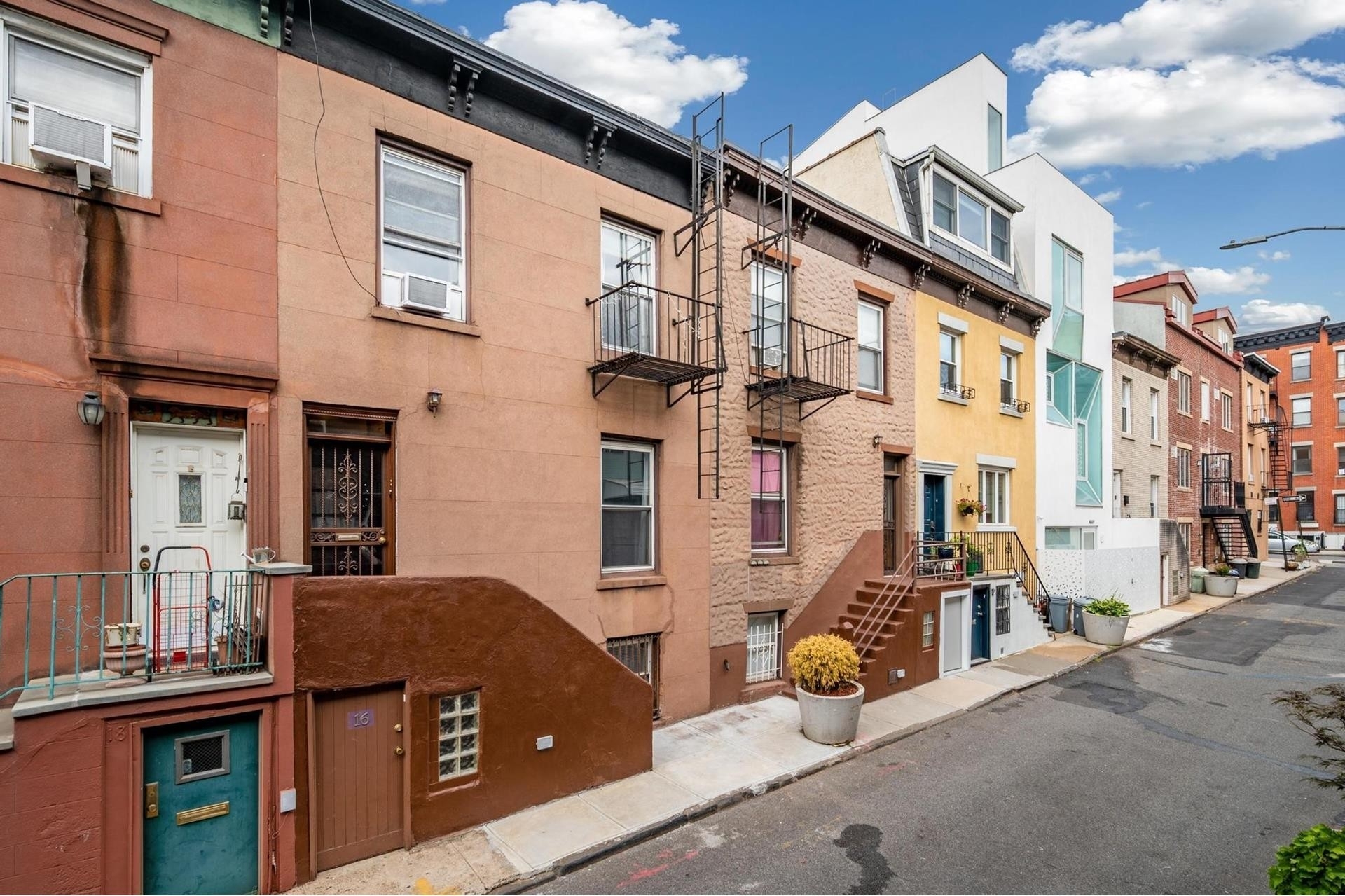 Multi Family Townhouse for Sale at 16 DENNETT PL, TOWNHOUSE Carroll Gardens, Brooklyn, NY 11231