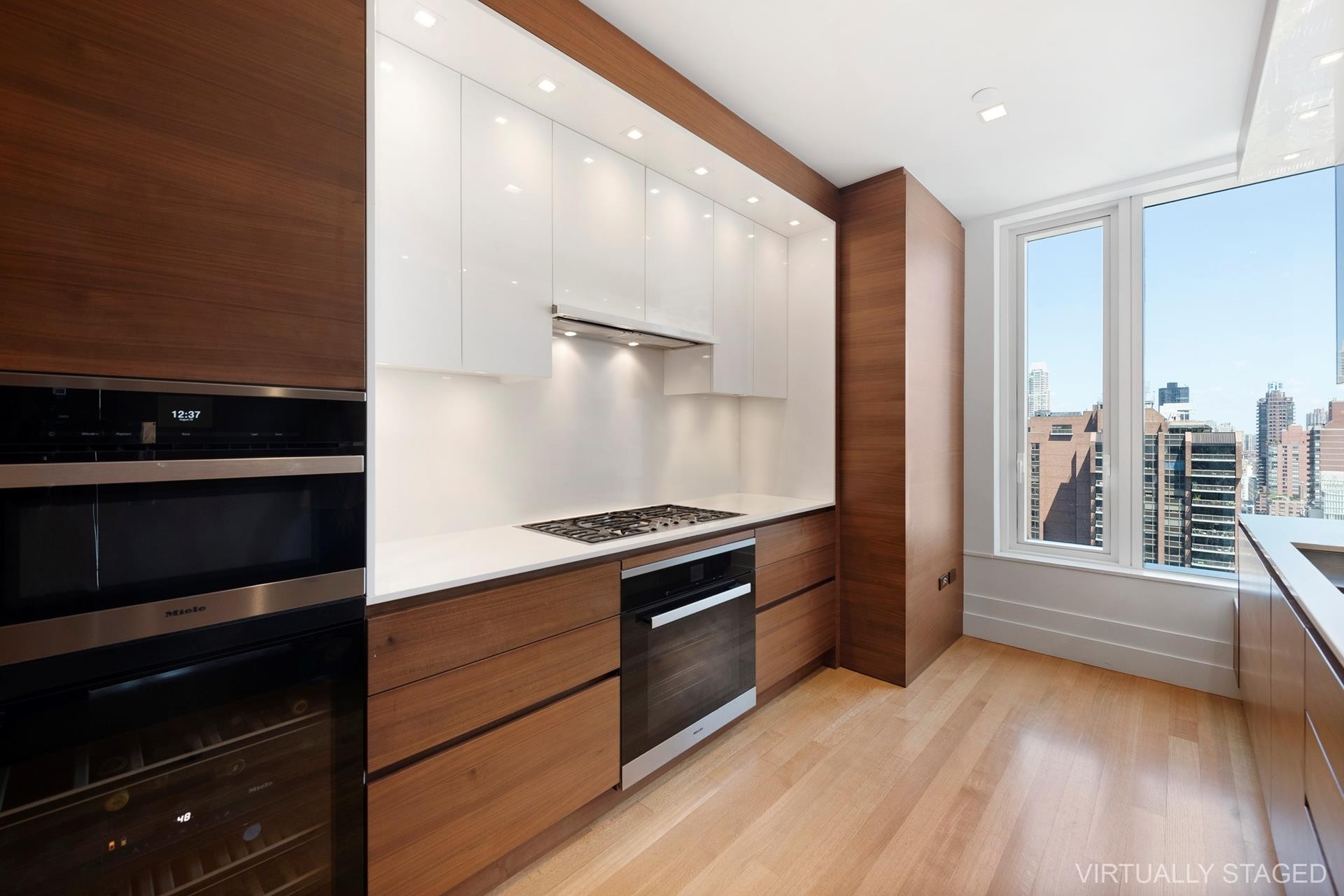 7. Condominiums for Sale at 252 E 57TH ST, 37B Midtown East, New York, NY 10022