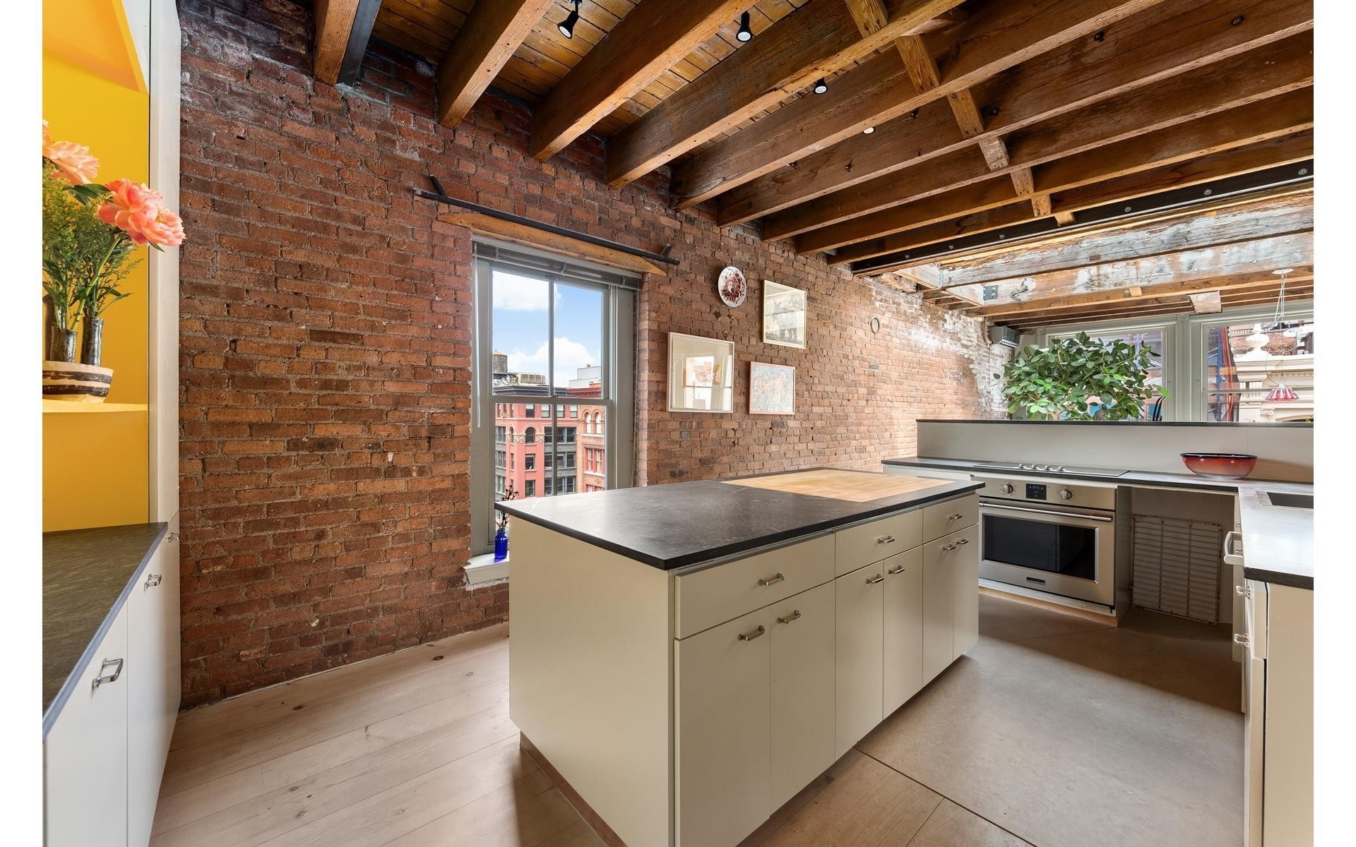 7. Co-op Properties for Sale at 112 PRINCE ST, 6 SoHo, New York, NY 10012