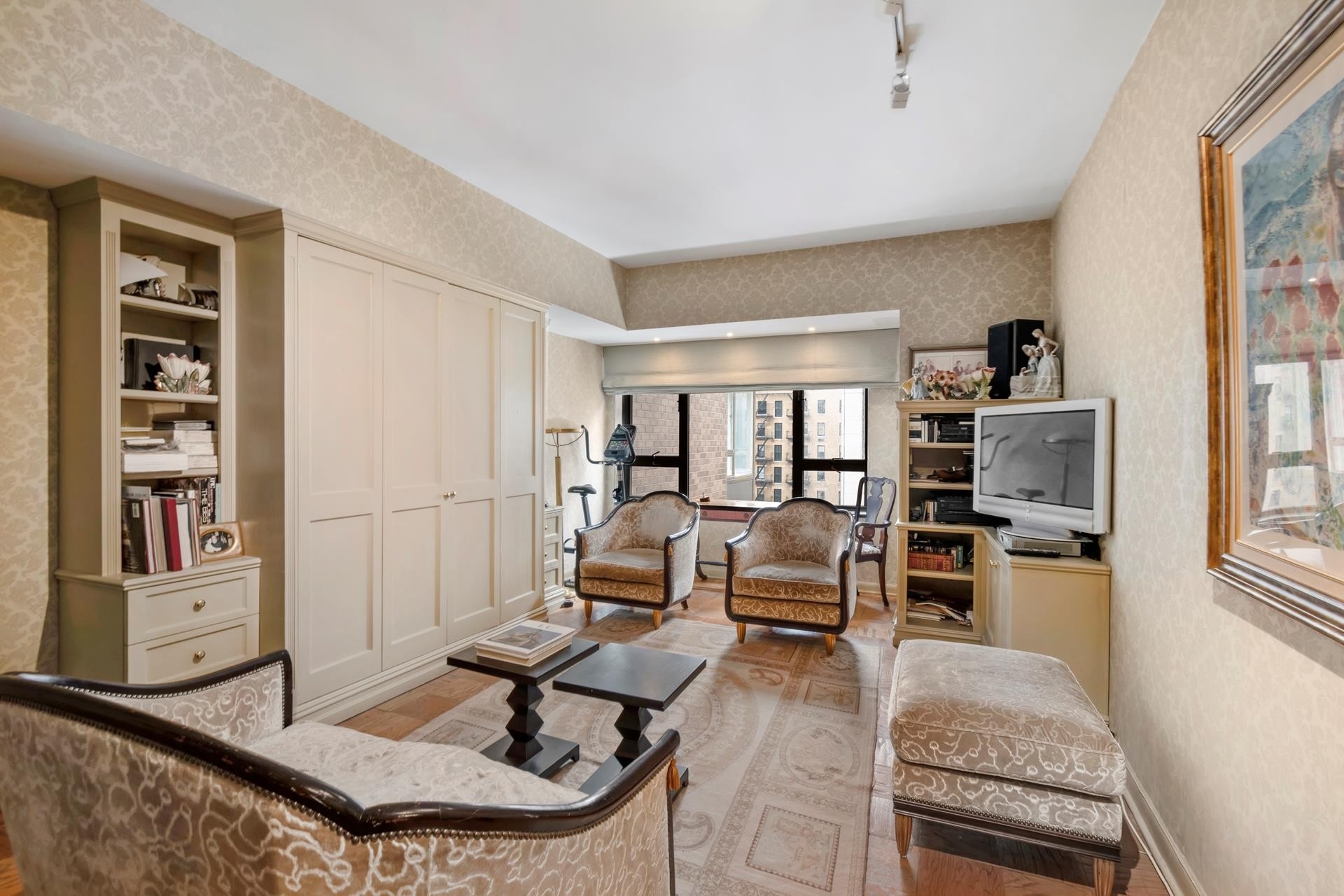 9. Co-op Properties for Sale at The Sovereign, 425 E 58TH ST, 14D Sutton Place, New York, NY 10022