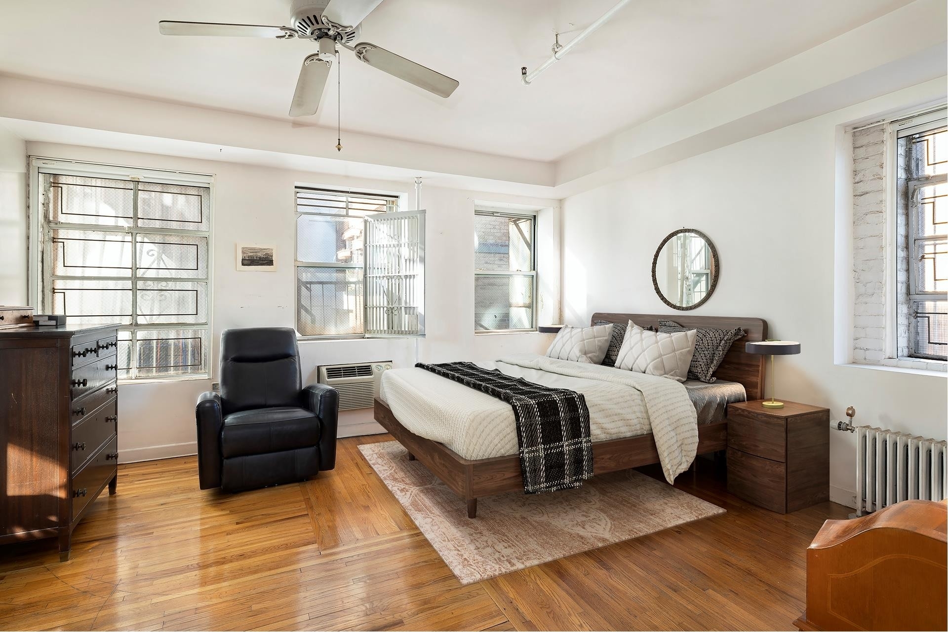 5. Rentals for Sale at 9 JONES ST, 6 West Village, New York, NY 10014