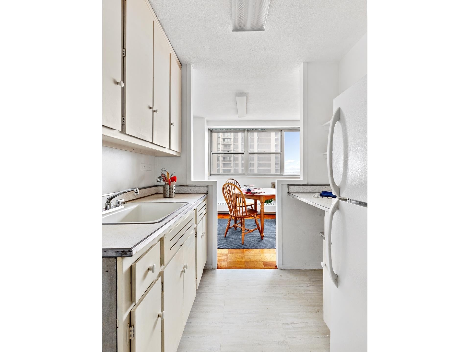 6. Co-op Properties for Sale at 75 HENRY ST, 24J Brooklyn Heights, Brooklyn, NY 11201