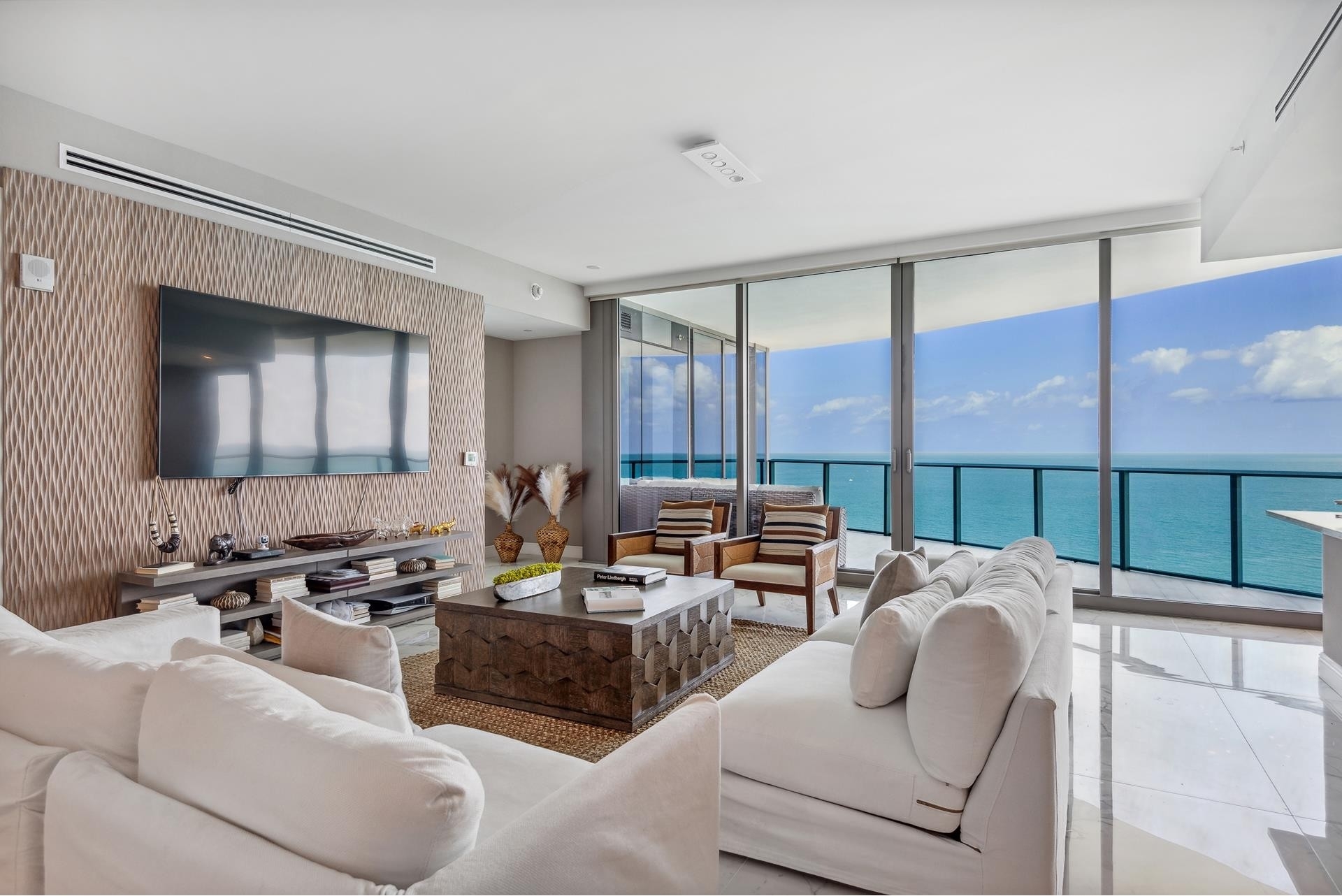 2. Condominiums for Sale at 15701 Collins Ave, 2902 Sunny Isles Beach, FL 33160