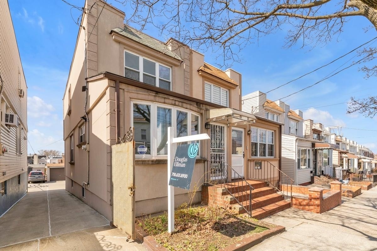 Single Family Townhouse for Sale at 58-34 61ST ST, TOWNHOUSE Maspeth, Queens, NY 11378