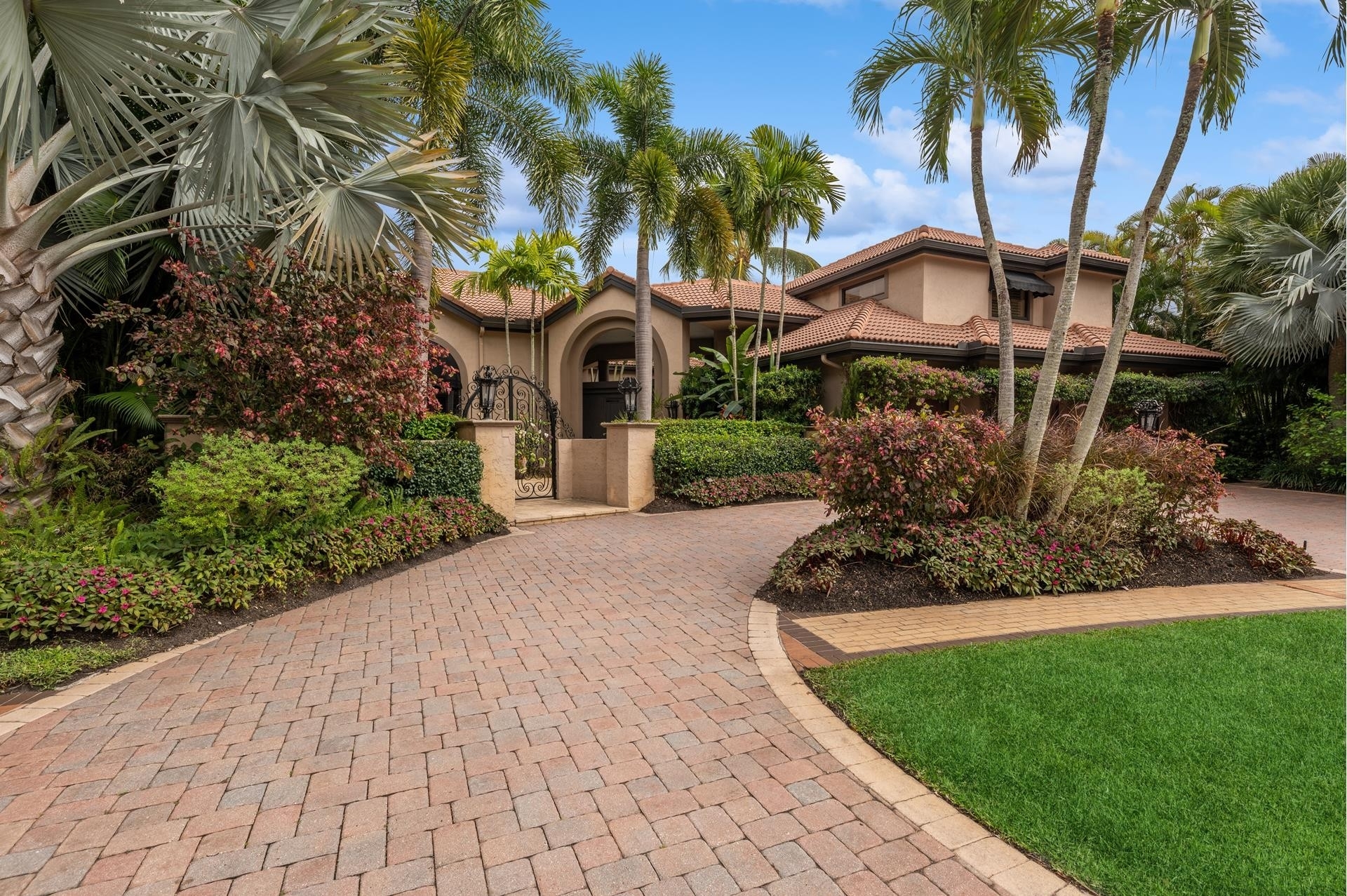 Single Family Home for Sale at St. Andrews Country Club, Boca Raton, FL 33496