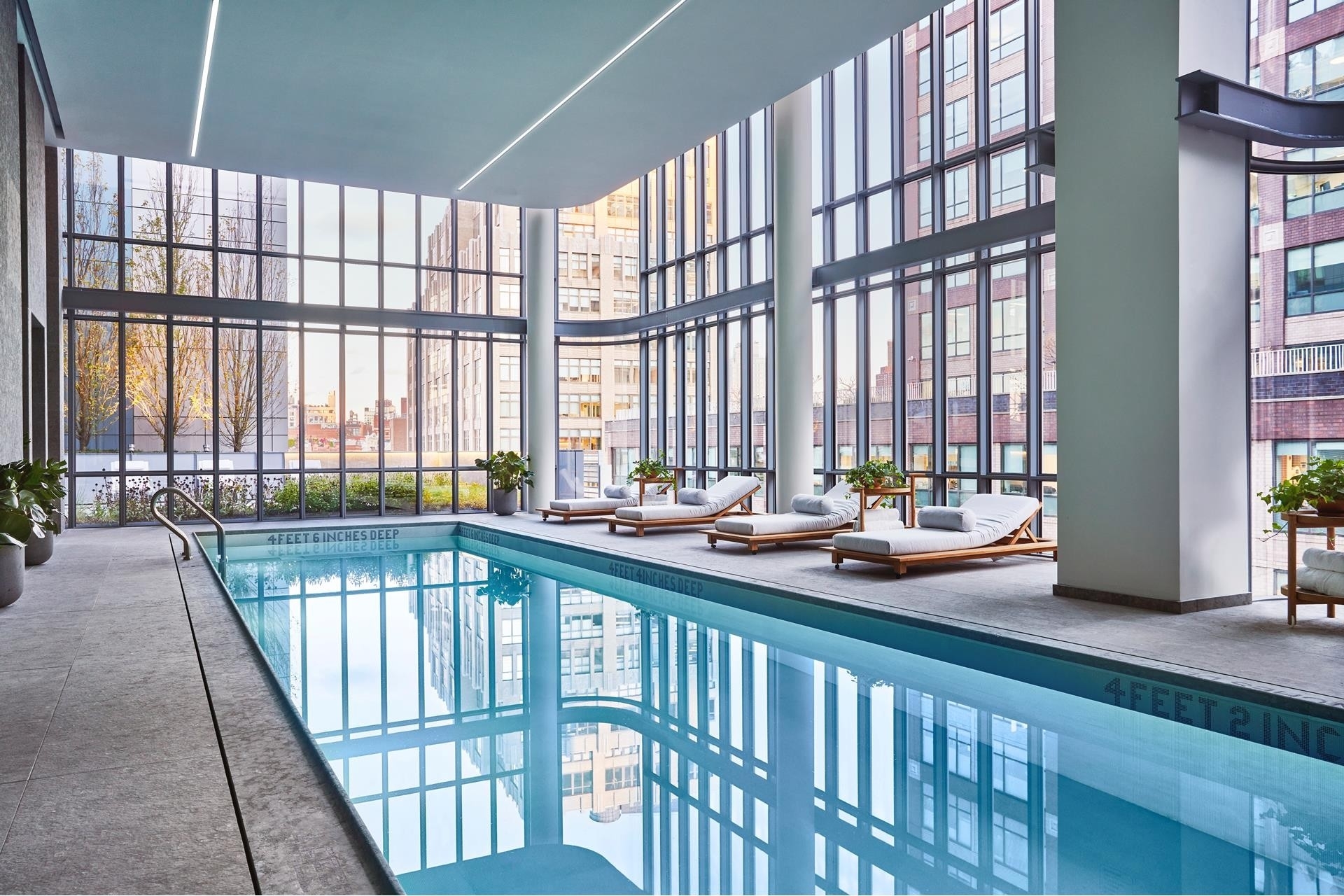16. Condominiums for Sale at 565 BROOME ST, S28A Hudson Square, New York, NY 10013