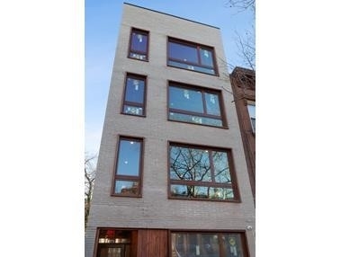 19. Single Family Townhouse for Sale at 622 MADISON ST, TOWNHOUSE Bedford Stuyvesant, Brooklyn, NY 11221