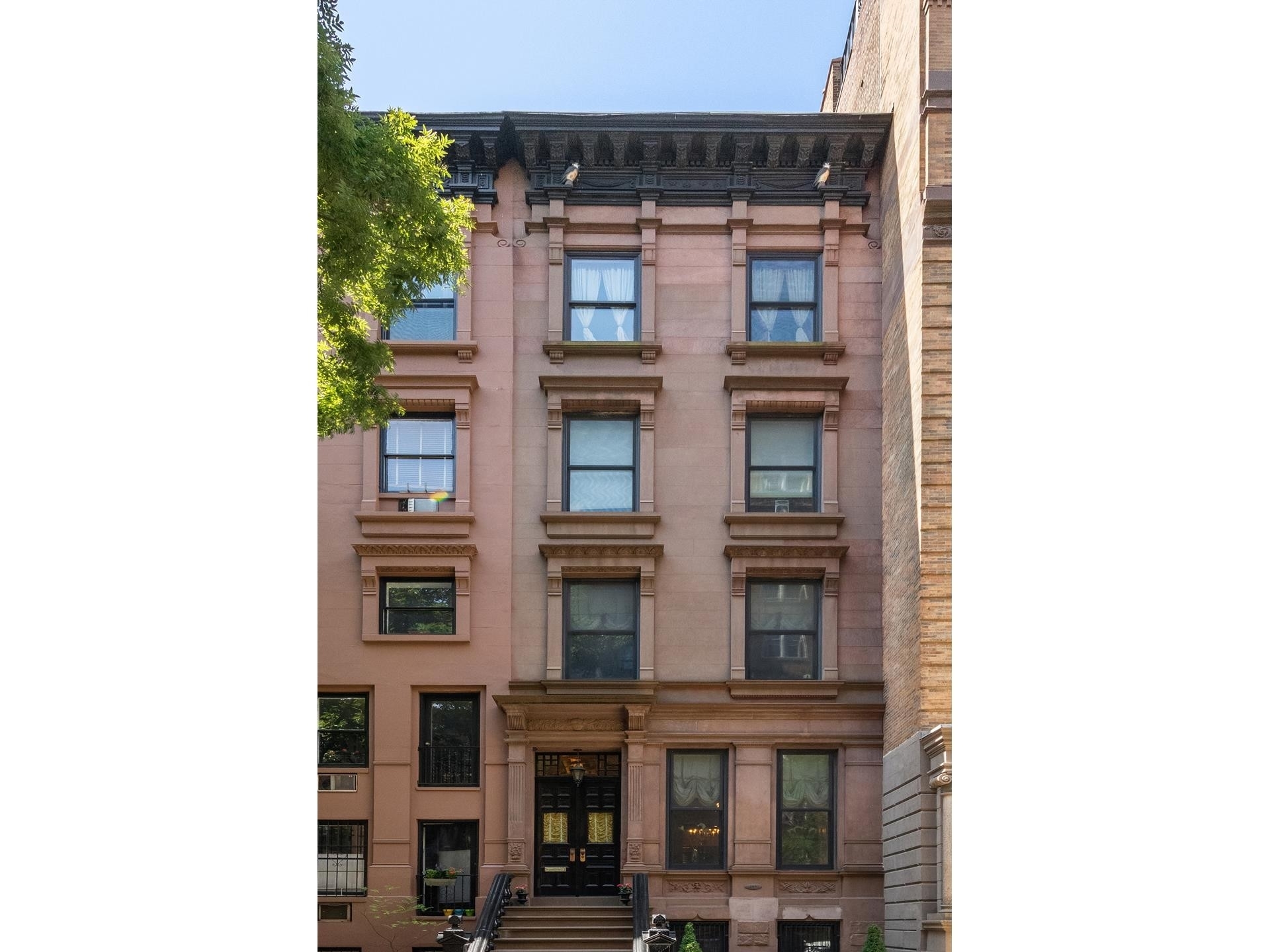 15. Single Family Townhouse for Sale at 144 W 82ND ST, TOWNHOUSE Upper West Side, New York, NY 10024