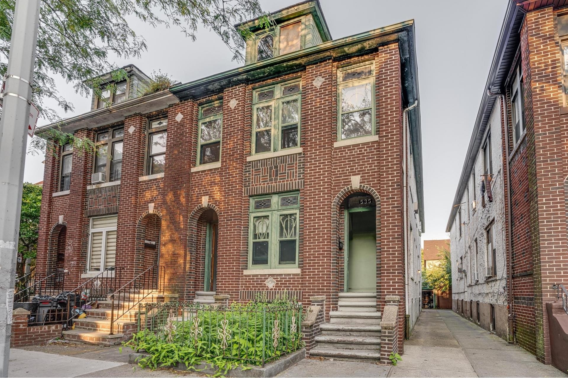 Multi Family Townhouse for Sale at 535 E 4TH ST , TOWNHOUSE Kensington, Brooklyn, NY 11218