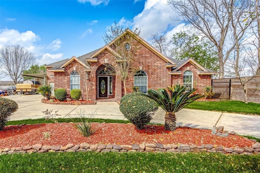 Single Family Home for Sale at Southbelt/ Ellington, Houston, TX 77034