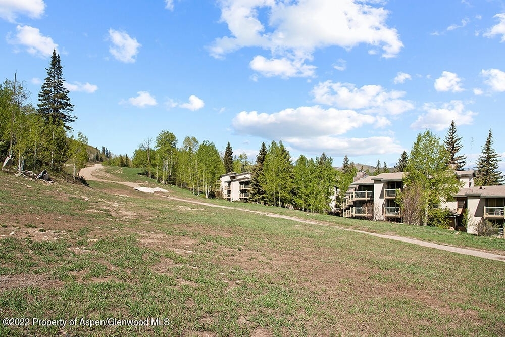 3. Single Family Homes for Sale at 855 Carriage Way, Trails 104 Snowmass Village, CO 81615