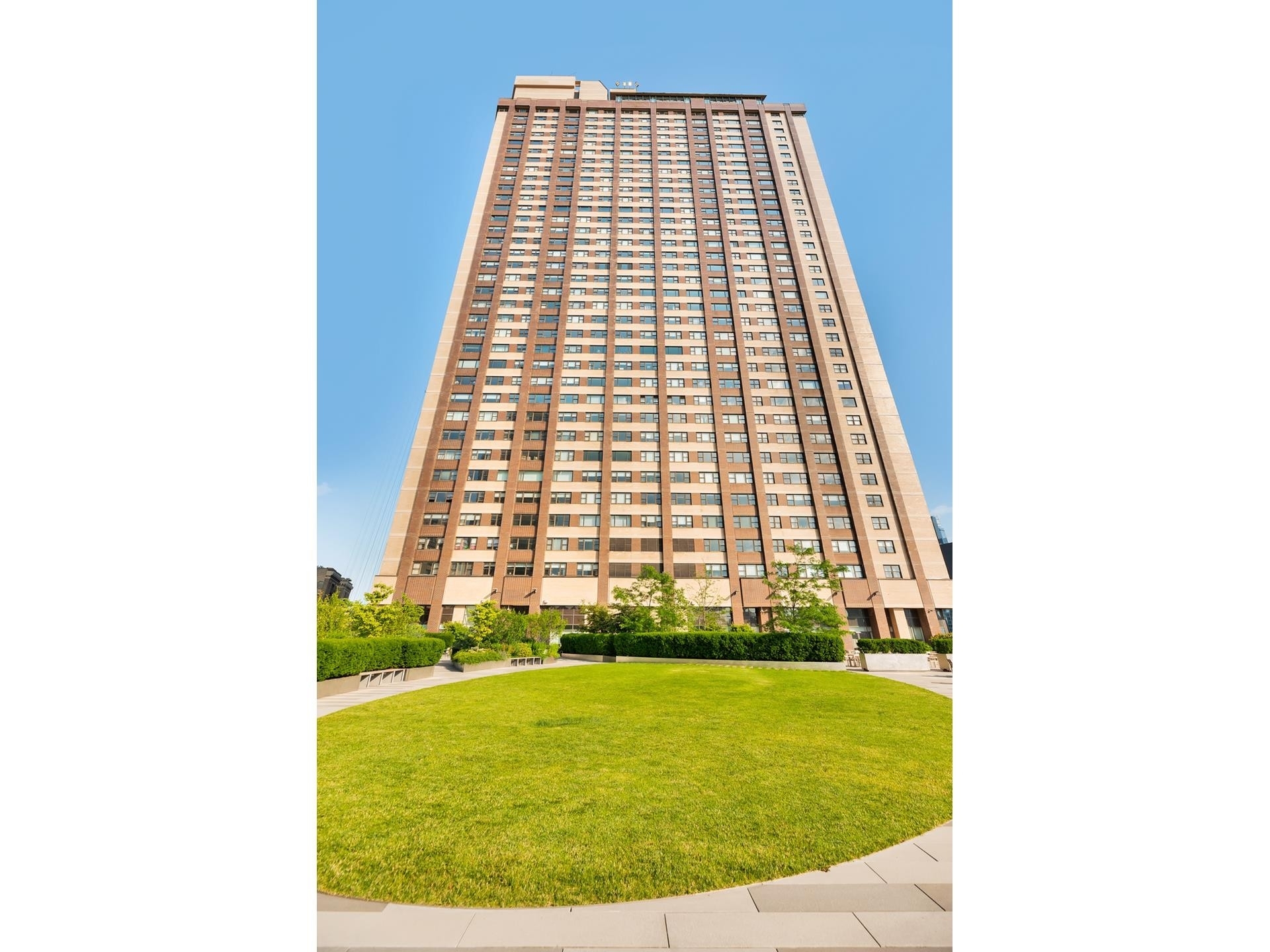 24. Condominiums for Sale at LINCOLN PLAZA, 20 W 64TH ST, 29K Lincoln Square, New York, NY 10023