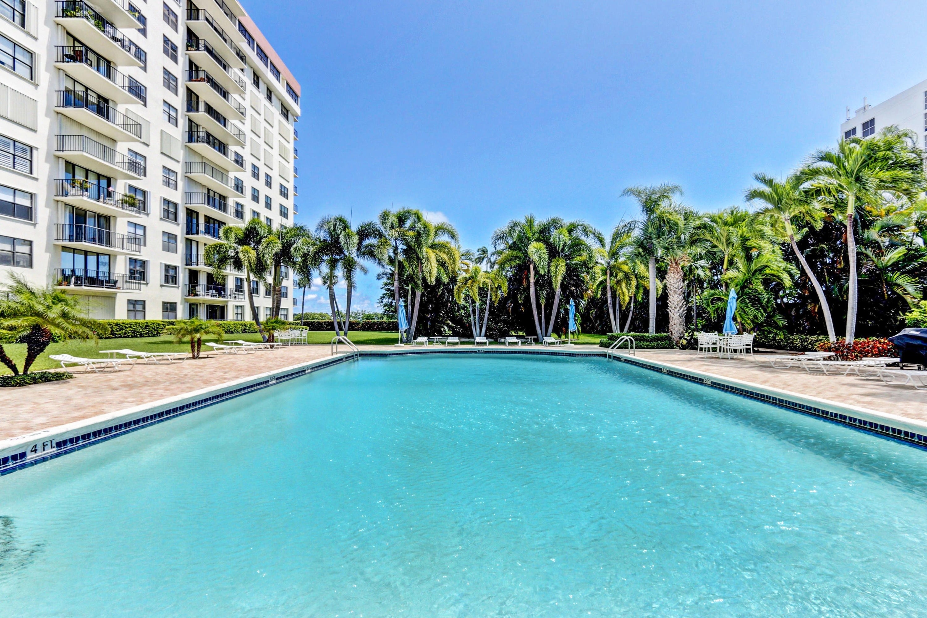 21. Condominiums at 3800 Washington Road, 412 West Palm Beach