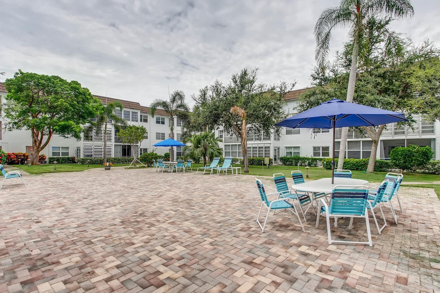 24. Condominiums в 1501 S Ocean Boulevard, 221 Lauderdale By The Sea, FL 33062