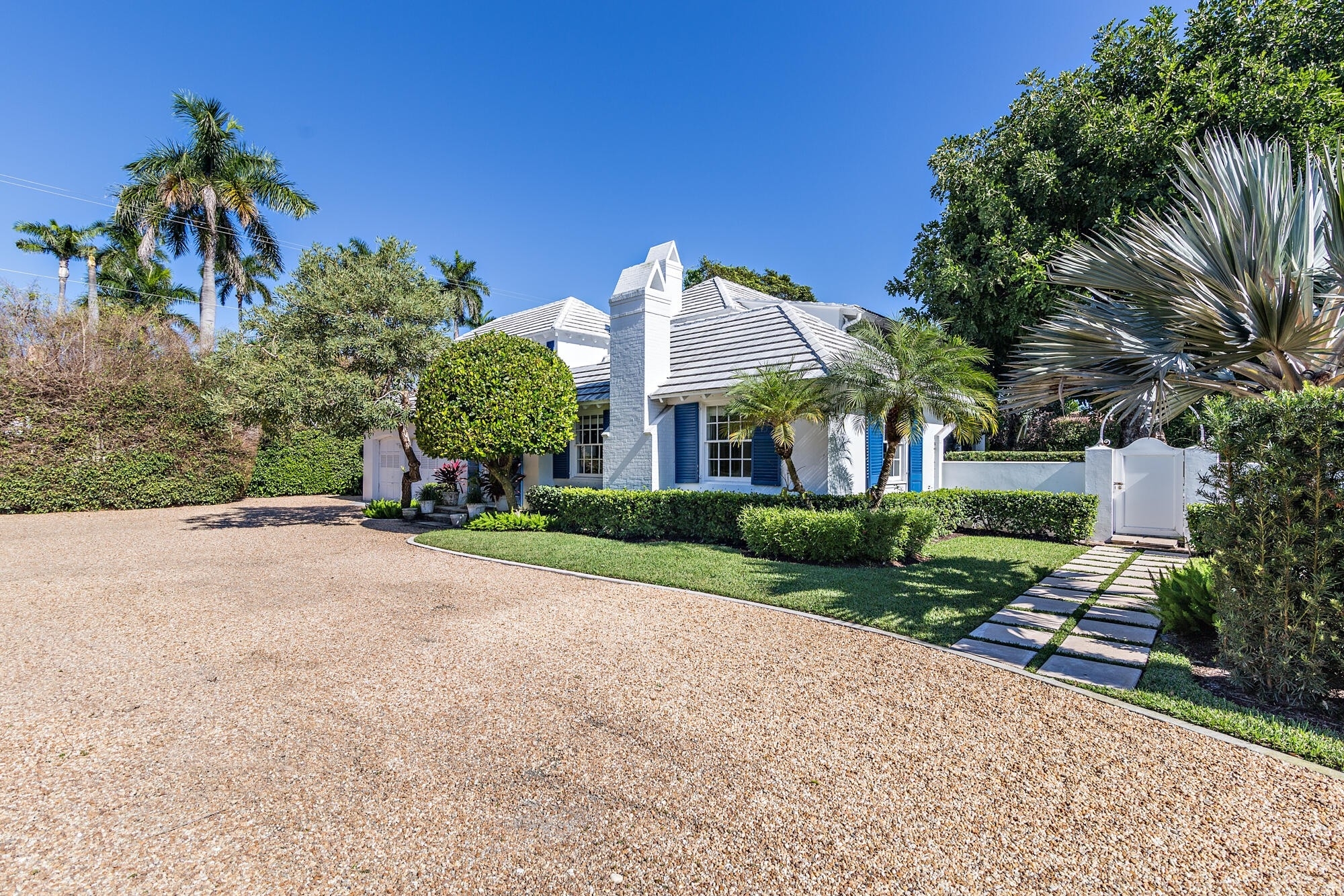 Single Family Home at Palm Beach